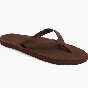 Rainbow Narrow Strap Flip Flop Sandal sz S in Espresso Brown